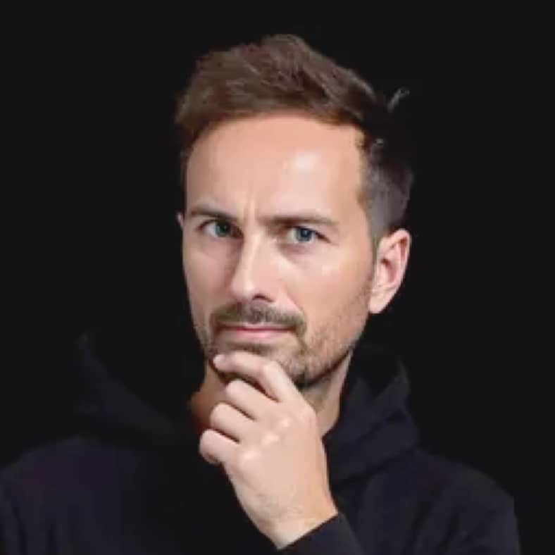 Michał Malewicz — Founder @ squareblack.com
